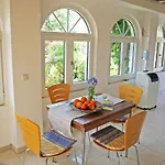 In Ermioni Mit Grill- Gemeinschaftlichem Pool Und Terrasse By Interhome *