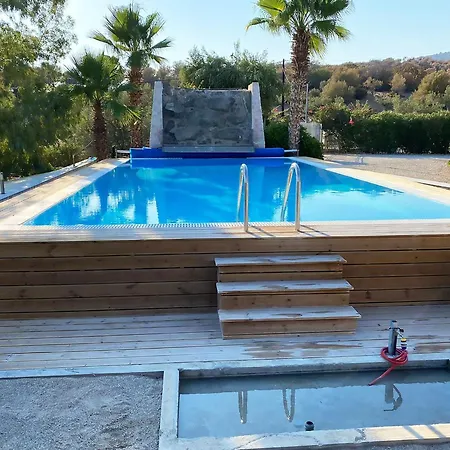 Ferienhaus In Ermioni Mit Grill- Gemeinschaftlichem Pool Und Terrasse By Interhome