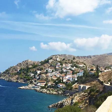 In Ermioni Mit Grill- Gemeinschaftlichem Pool Und Terrasse By Interhome 別荘