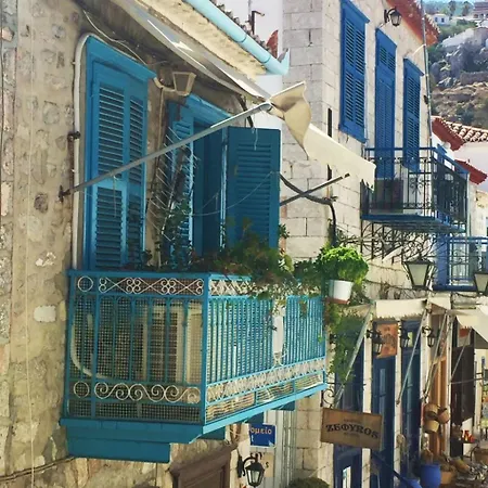 In Ermioni Mit Grill- Gemeinschaftlichem Pool Und Terrasse By Interhome *