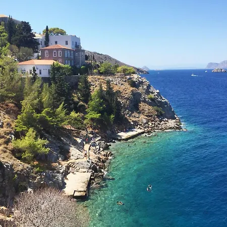 In Ermioni Mit Grill- Gemeinschaftlichem Pool Und Terrasse By Interhome 別荘 *