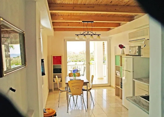 In Ermioni Mit Grill- Gemeinschaftlichem Pool Und Terrasse By Interhome