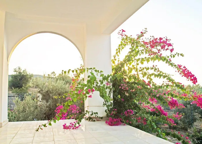 別荘 In Ermioni Mit Grill- Gemeinschaftlichem Pool Und Terrasse By Interhome Thermisía