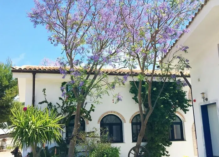 In Ermioni Mit Grill- Gemeinschaftlichem Pool Und Terrasse By Interhome