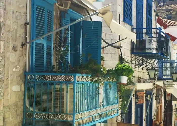 In Ermioni Mit Grill- Gemeinschaftlichem Pool Und Terrasse By Interhome *