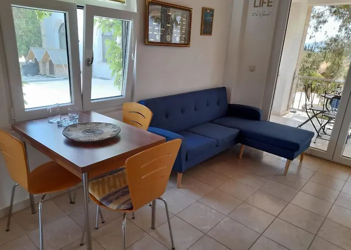 別荘 In Ermioni Mit Grill- Gemeinschaftlichem Pool Und Terrasse By Interhome Thermisía