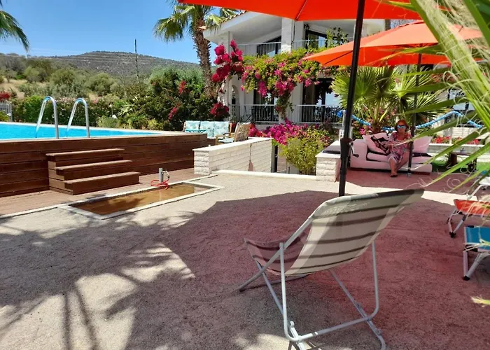 In Ermioni Mit Grill- Gemeinschaftlichem Pool Und Terrasse By Interhome 別荘 Thermisía